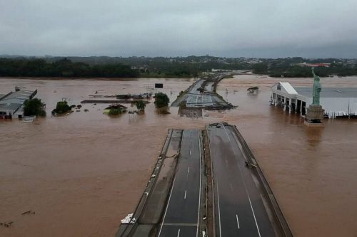 ဘရာဇီးတောင်ဘက်မှာ မိုးကြီးလို့ လူ ၃၇ ဦး သေဆုံးပြီး ၇၀ ကျော်ပျောက်ဆုံးနေ